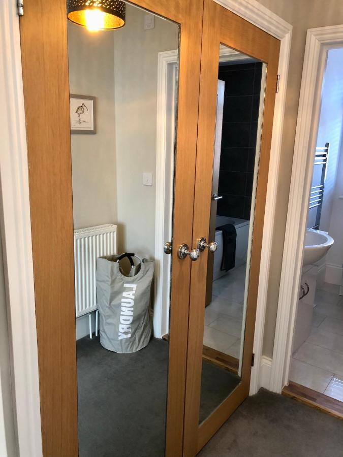 Stunning 2 Bed Georgian Apartment Swafield Εξωτερικό φωτογραφία